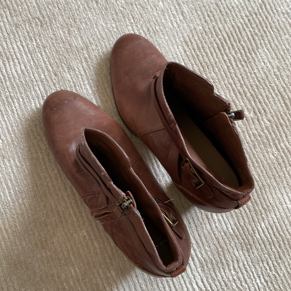 Cole Haan Cassidy Ankle Heeled Boots Leather Brown Buckle Size 11 - Picture 10 of 16